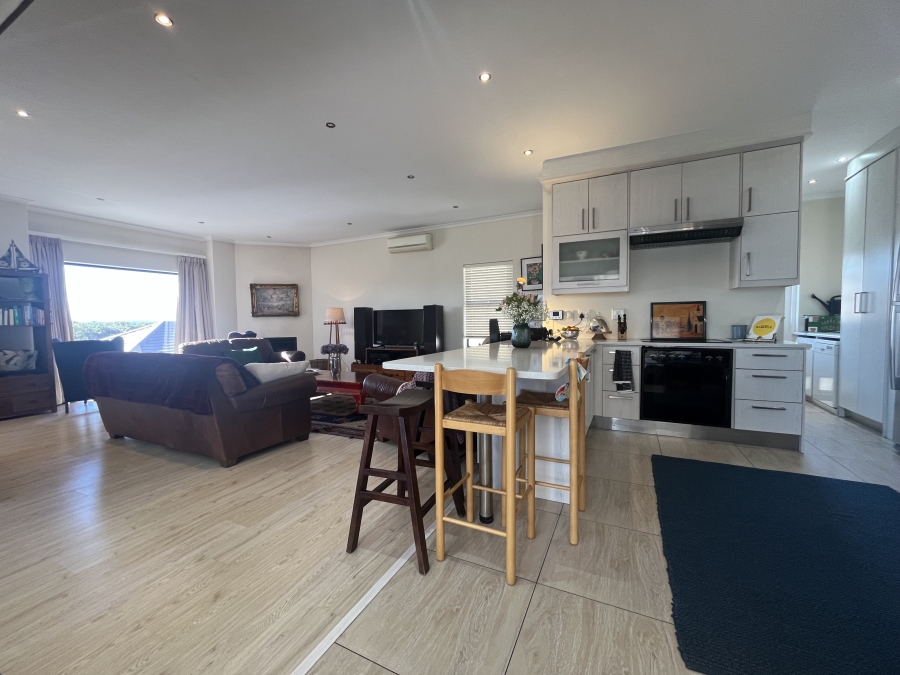 To Let 3 Bedroom Property for Rent in Big Bay Western Cape